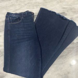 Kancan Kurvy Ultra High Rise Extra Flare size 32 (inseam 32)